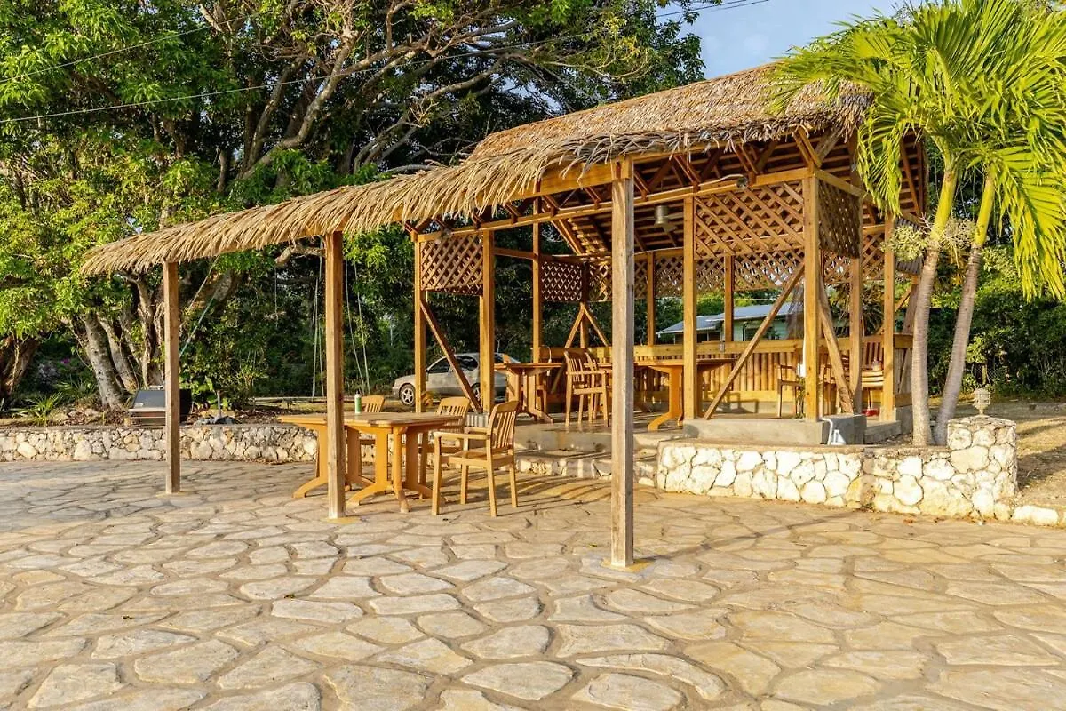 Villa Garden House Negril - Ocean & Garden View Getaway Сasa de vacaciones
